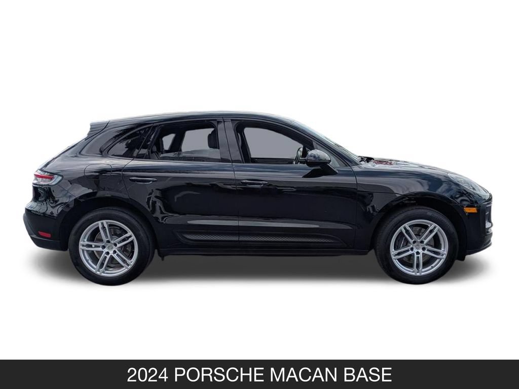 Used 2024 Porsche Macan AWD/4WD image 6