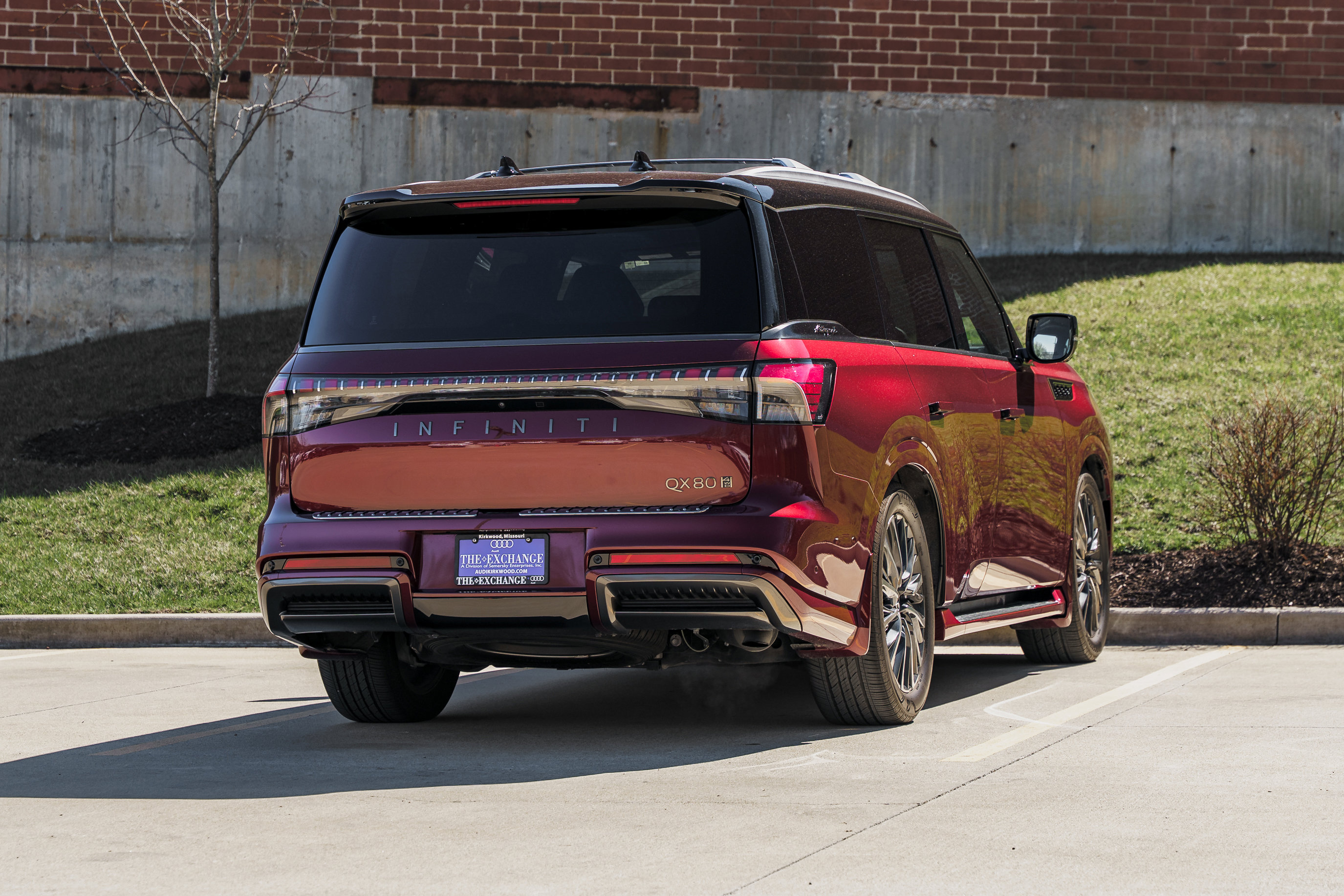 Used 2025 INFINITI QX80 Autograph w/ Autograph Exterior Package image 4