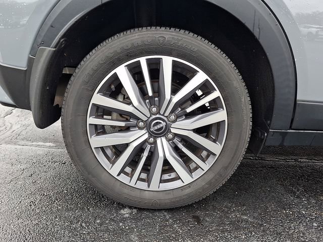 Used 2023 Nissan Kicks SV FWD image 11