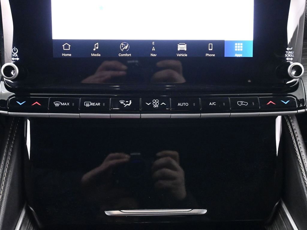 Used 2024 Jeep Wagoneer L Series II w/ Flexible Seating Group image 36