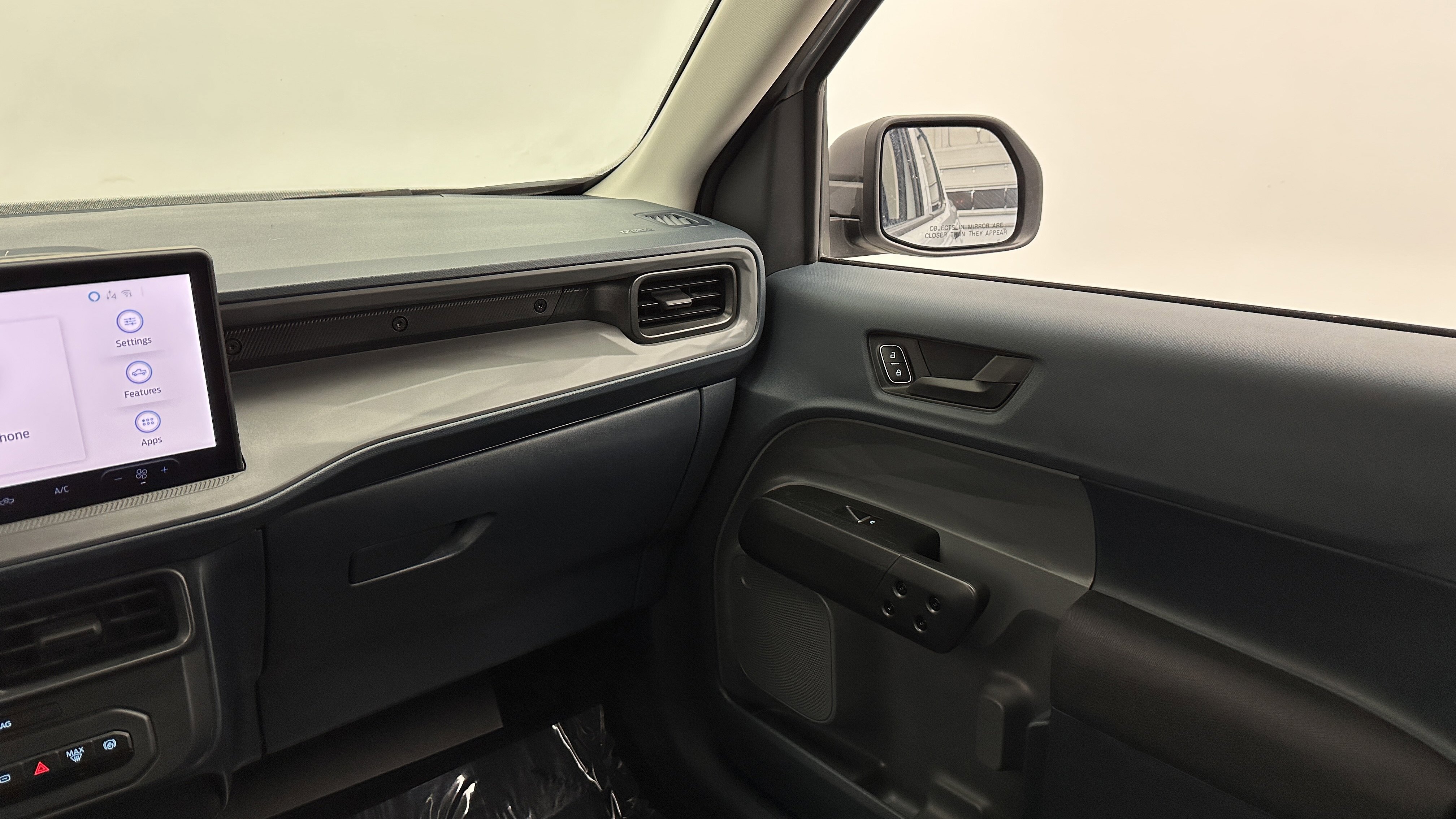 Used 2025 Ford Maverick XL FWD image 25