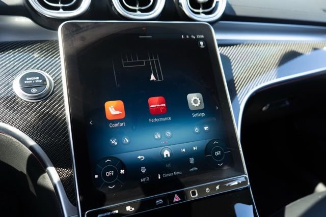 Used 2025 Mercedes-Benz C 43 AMG 4MATIC Sedan image 23