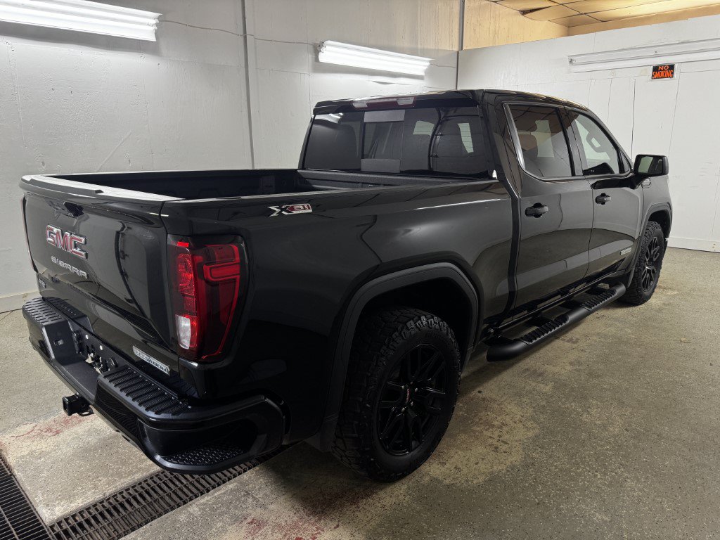 Used 2025 GMC Sierra 1500 Elevation w/ Preferred Package AWD/4WD image 16