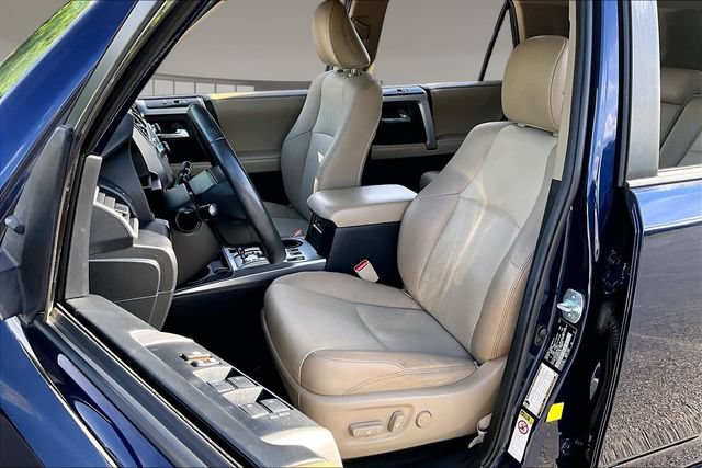 Used 2017 Toyota 4Runner SR5 Premium AWD/4WD image 20