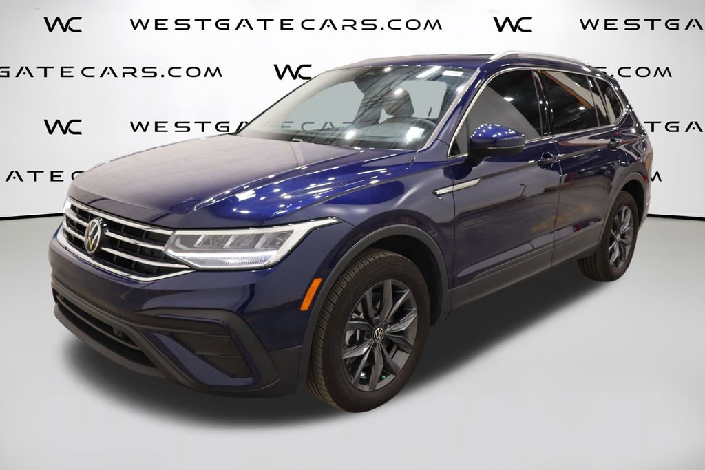 Used 2022 Volkswagen Tiguan SE image 1