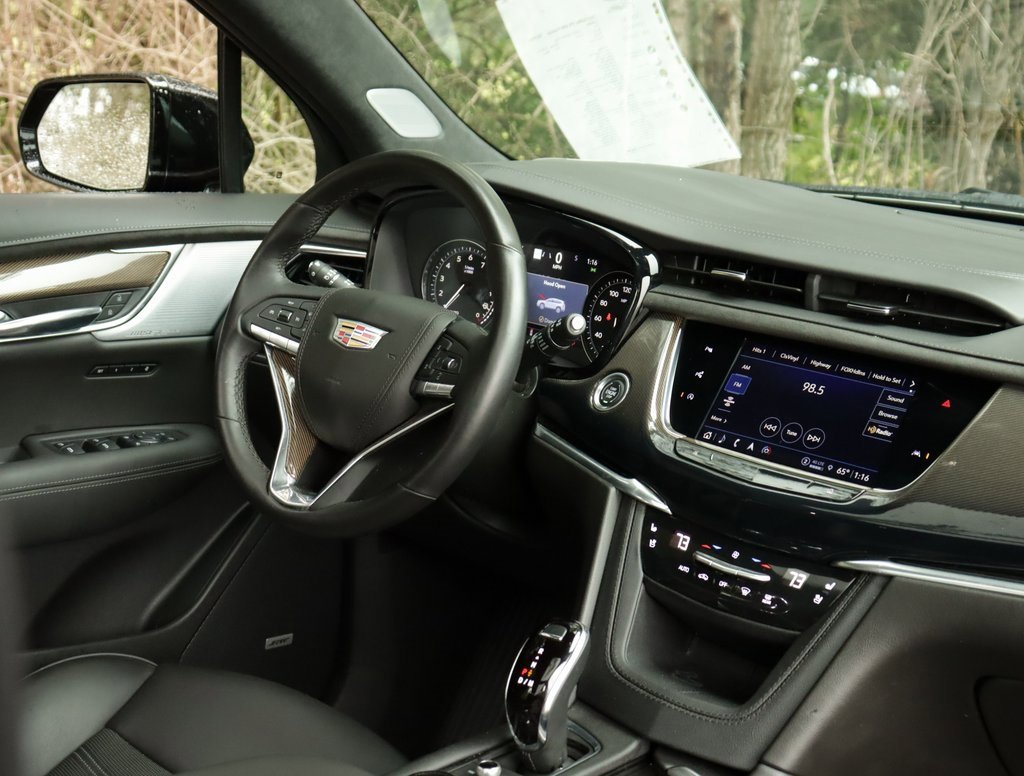 Certified 2024 Cadillac XT6 Premium Luxury w/ Platinum Package image 41