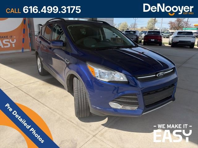 Used 2016 Ford Escape SE w/ Equipment Group 201A FWD image 7