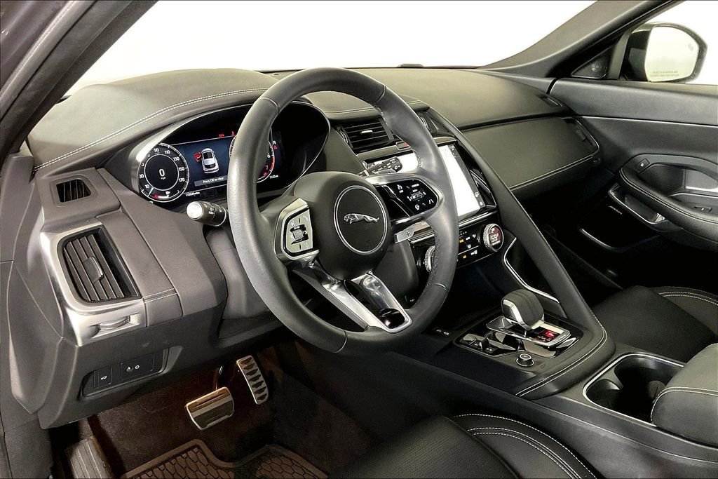 Used 2024 Jaguar E-PACE R-Dynamic SE image 14