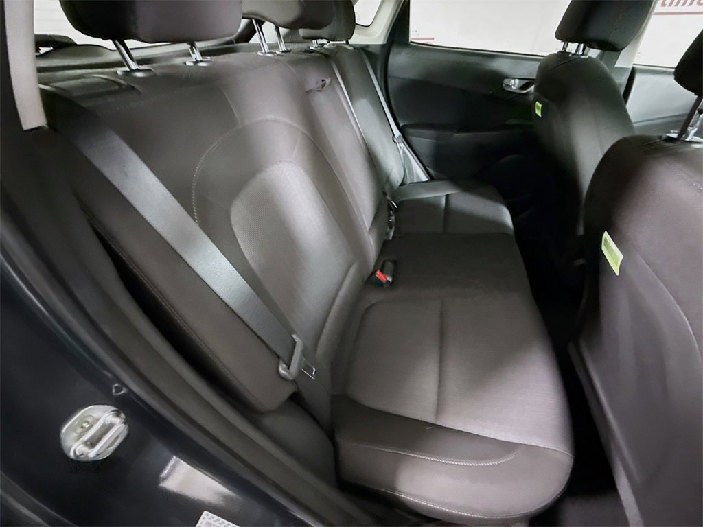 Certified 2022 Hyundai Kona SEL w/ Convenience Package image 30