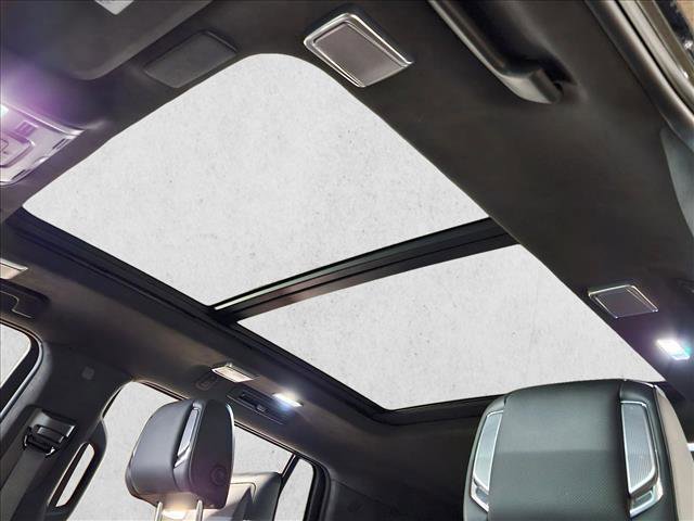 Used 2023 Cadillac Escalade Sport Platinum w/ LPO, ONYX Package image 15