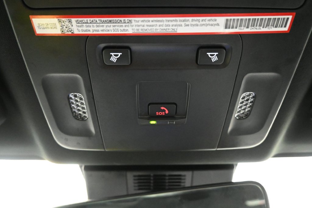 Used 2025 Toyota Camry SE w/ Convenience Package FWD image 20