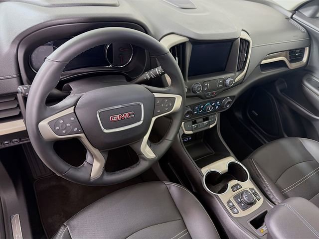 Used 2023 GMC Terrain Denali w/ Denali Premium Package AWD/4WD image 11