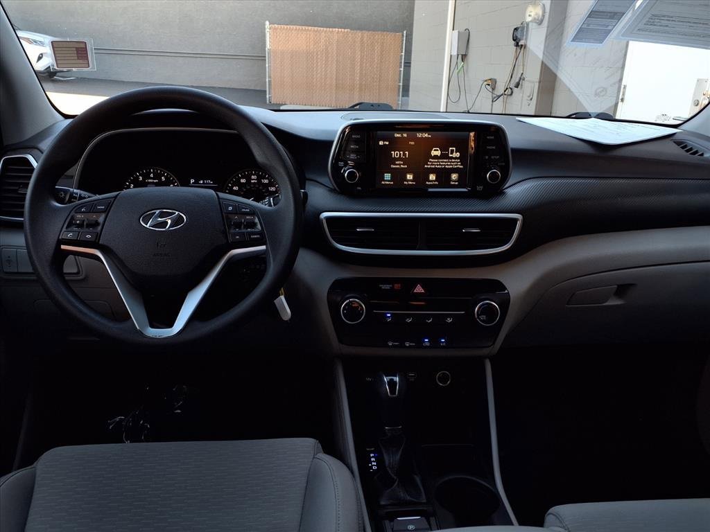 Used 2021 Hyundai Tucson SE w/ Cargo Package image 19