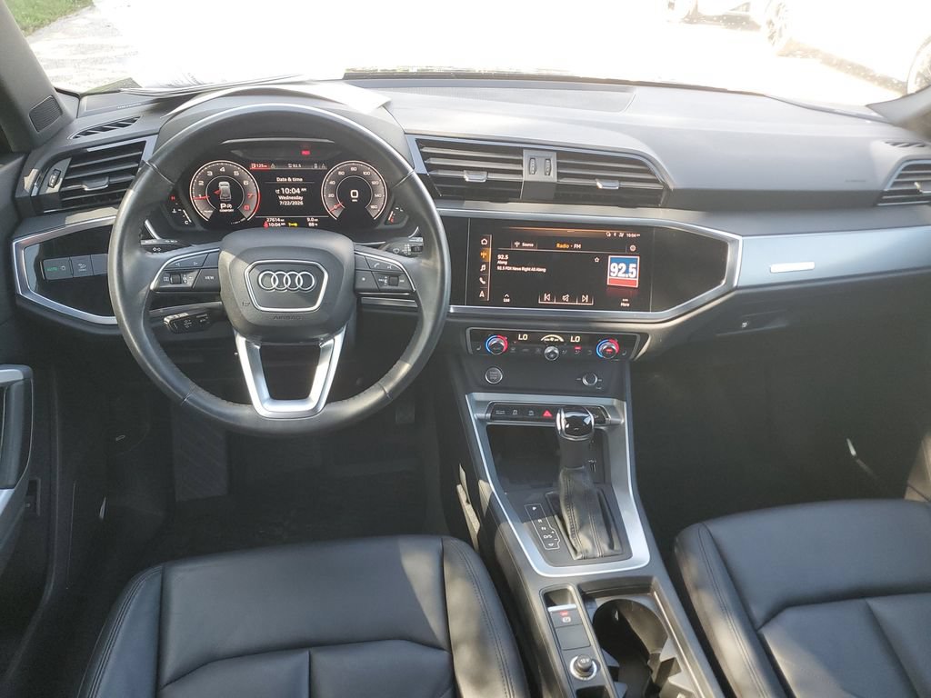 Used 2020 Audi Q3 2.0T Premium Plus AWD/4WD image 3