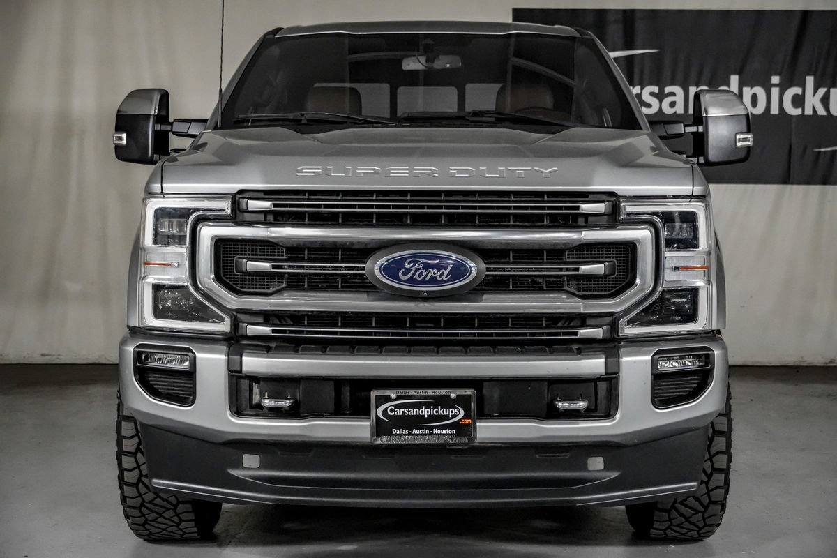 Used 2022 Ford F250 Platinum w/ FX4 Off-Road Package AWD/4WD image 3
