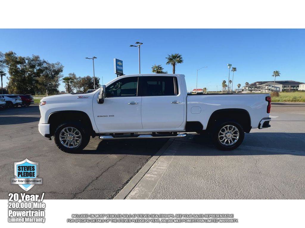 Certified 2025 Chevrolet Silverado 2500 LT w/ Z71 Chrome Sport Edition AWD/4WD image 7