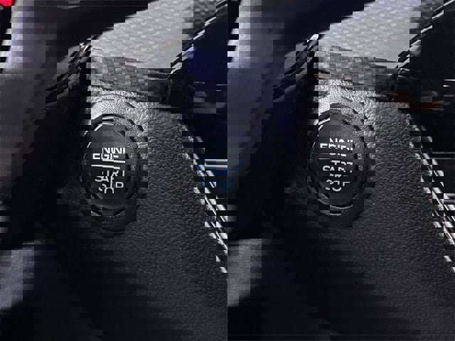 Used 2024 Ford Escape ST-Line image 17