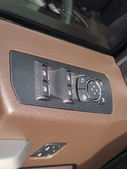 Used 2019 Ford F150 King Ranch w/ Equipment Group 601A Luxury image 17