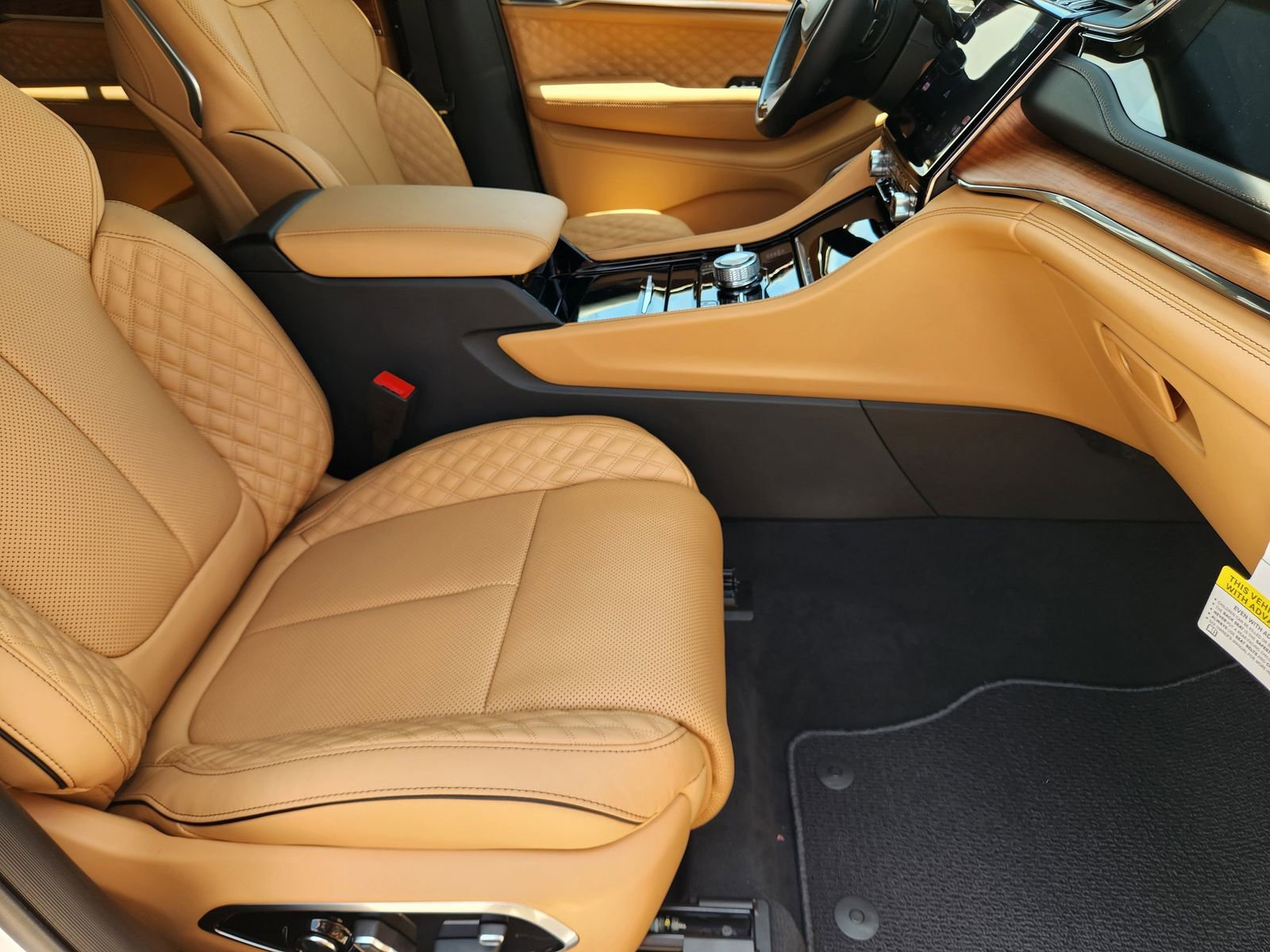 New 2025 Jeep Grand Cherokee L Summit AWD/4WD image 11