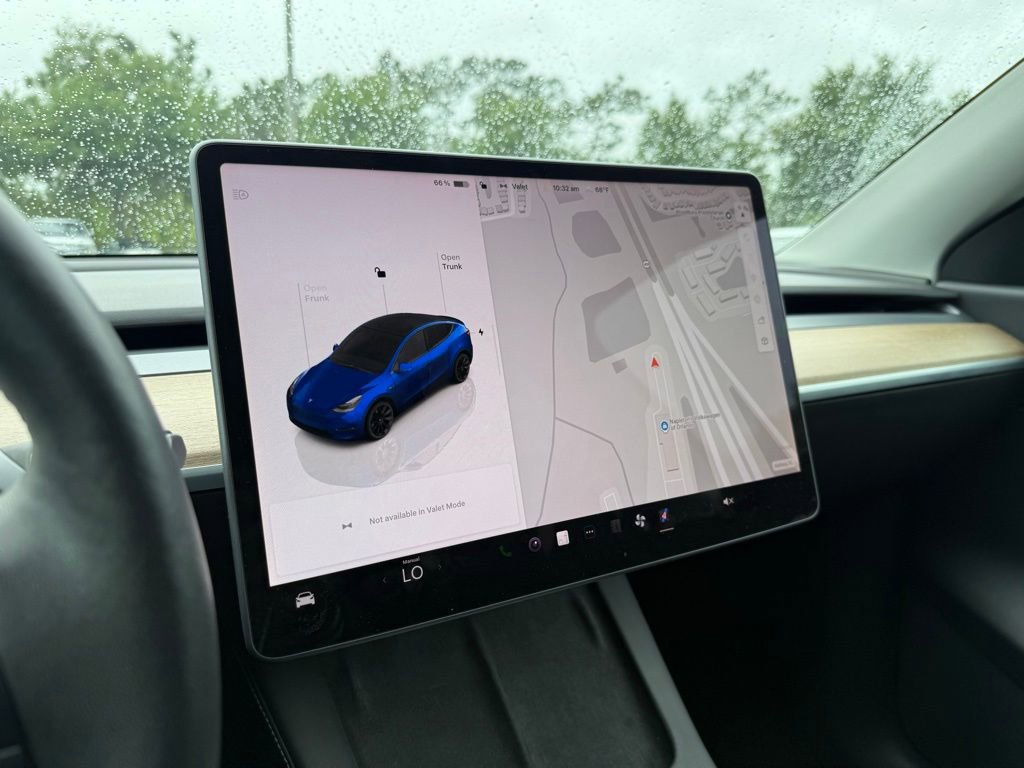 Used 2022 Tesla Model Y Long Range image 24