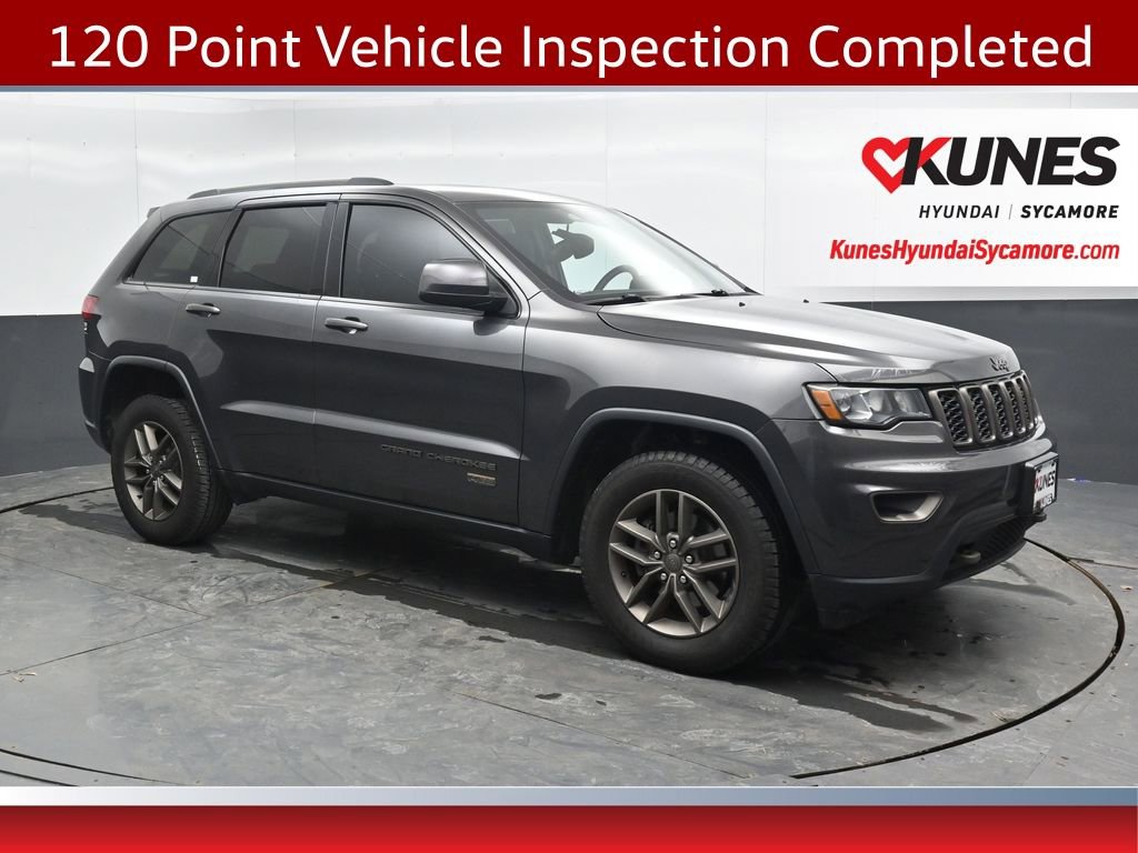 Used 2016 Jeep Grand Cherokee Laredo 75th Anniversary image 1
