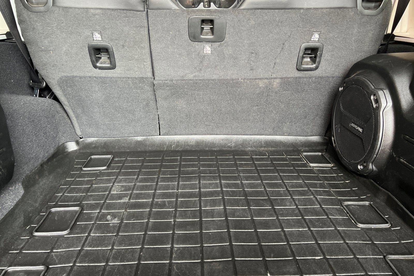 Used 2022 Jeep Wrangler Unlimited Sahara image 15