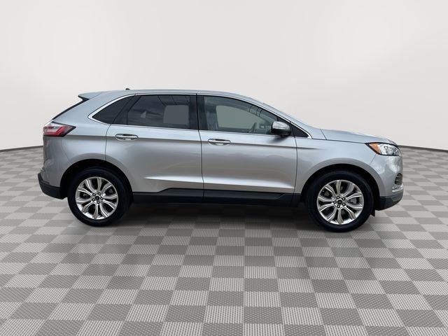 Used 2024 Ford Edge Titanium image 10
