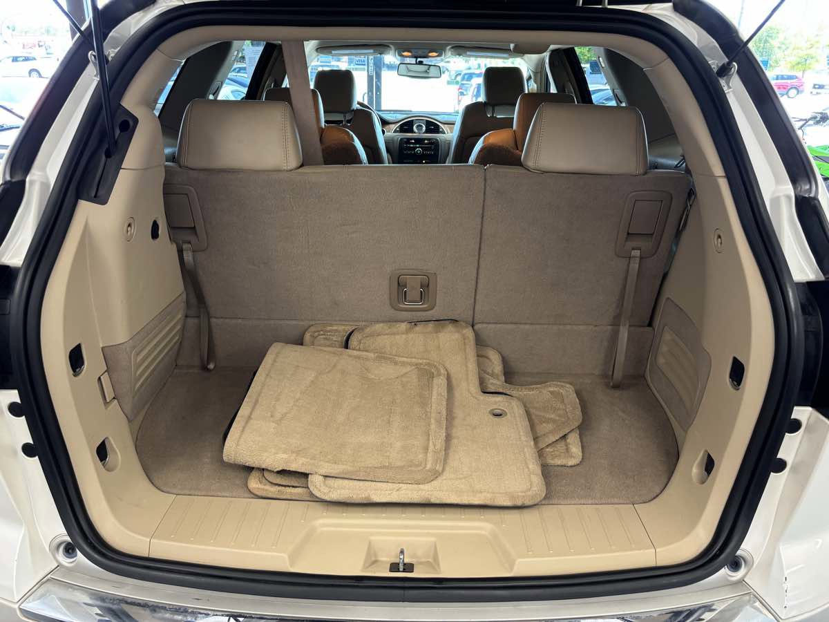 Used 2009 Buick Enclave CXL w/ Driver Confidence Package image 27