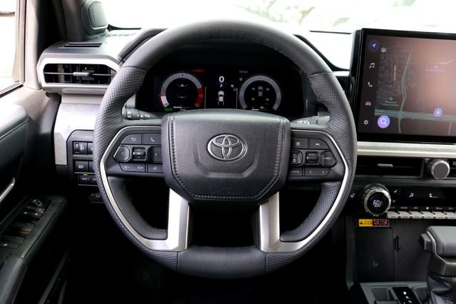 Used 2025 Toyota Tacoma 4x4 Double Cab Hybrid image 27