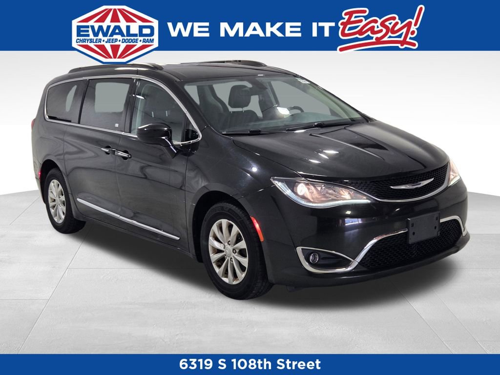 Certified 2017 Chrysler Pacifica Touring-L