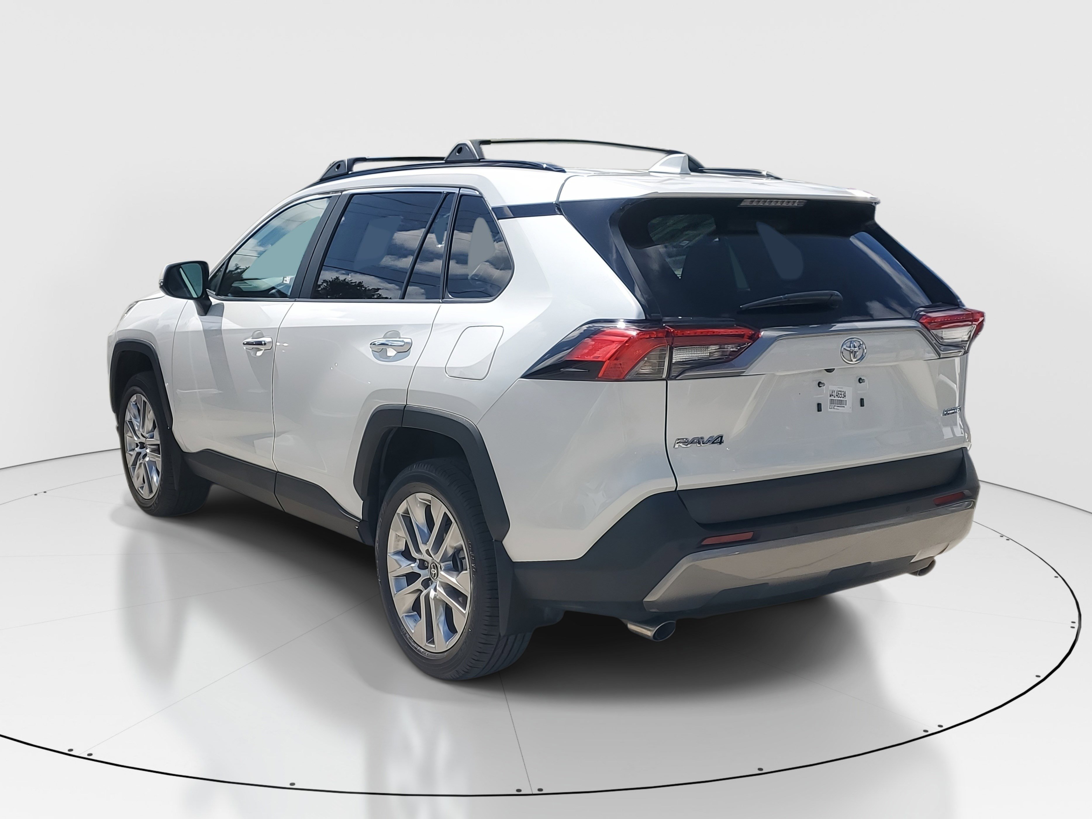Used 2024 Toyota RAV4 Limited w/ Weather Package FWD image 5