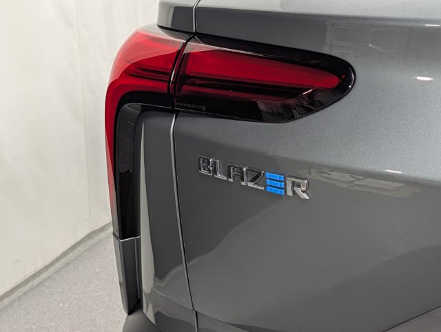Certified 2024 Chevrolet Blazer EV LT AWD/4WD image 5