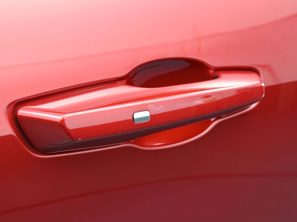 Used 2024 Chevrolet Traverse LT FWD image 44