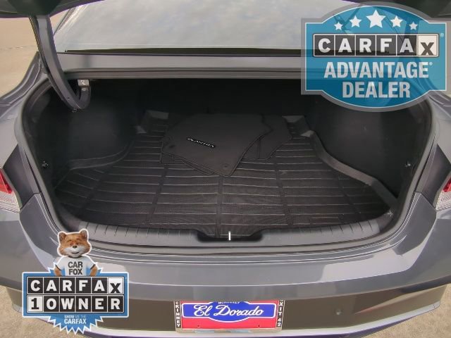 Used 2024 Hyundai Elantra Limited image 23