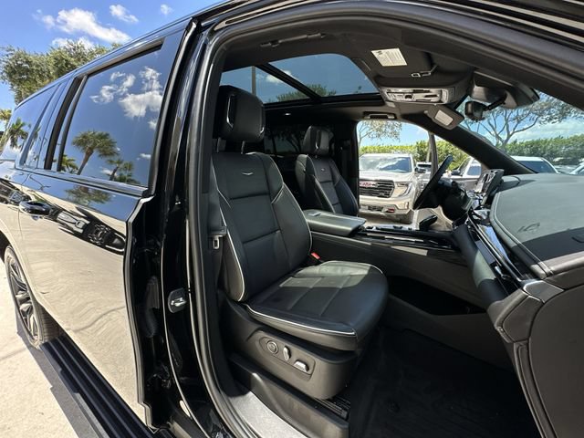 Used 2023 Cadillac Escalade ESV Sport w/ Touring Package RWD image 35