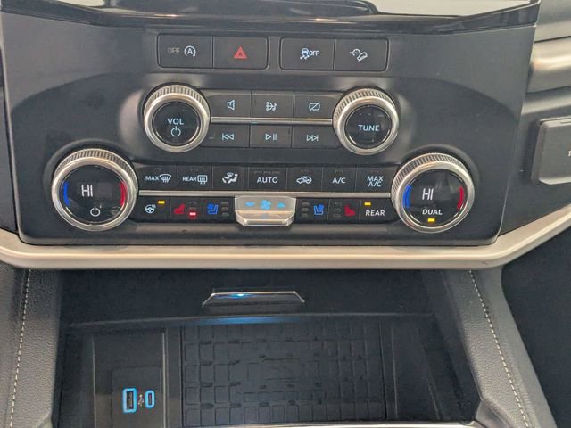 Used 2024 Ford Expedition Max XLT image 23