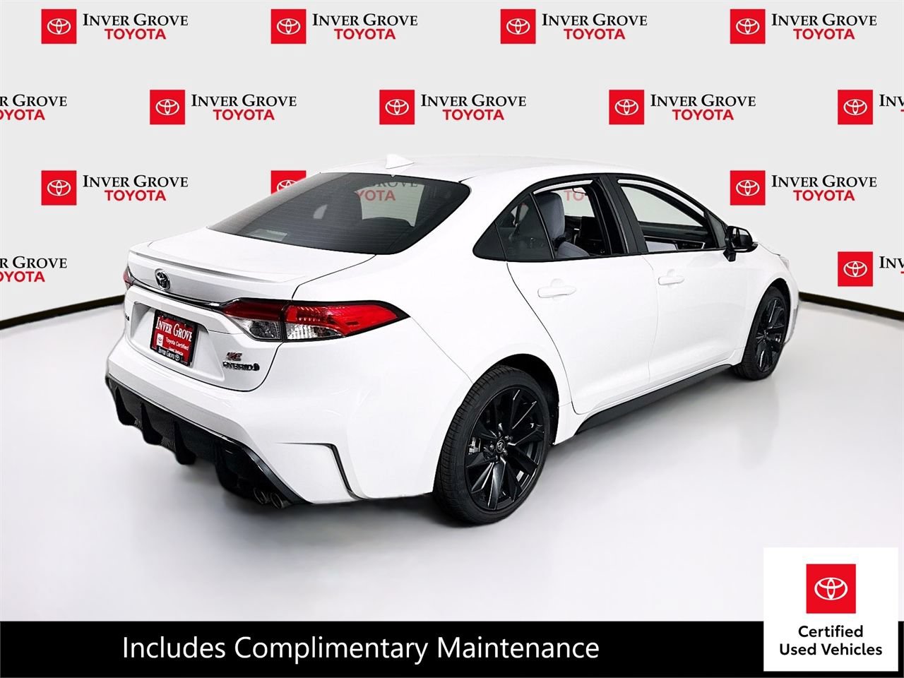Used 2023 Toyota Corolla SE FWD image 5