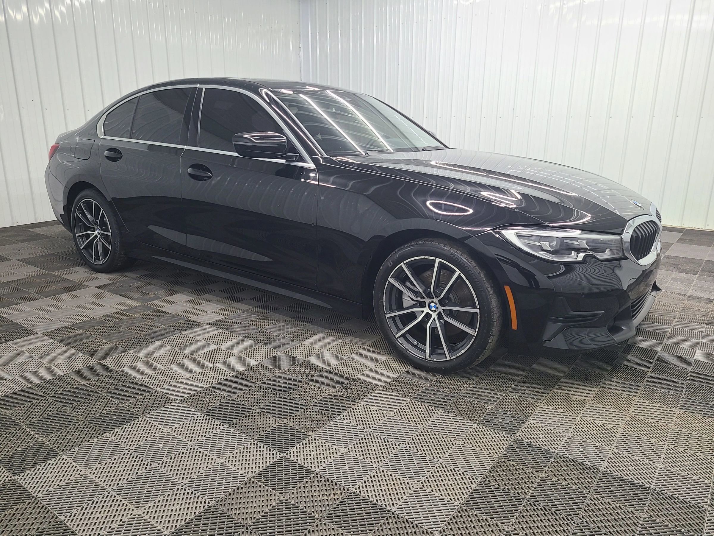 Used 2020 BMW 330i xDrive Sedan w/ Convenience Package image 1