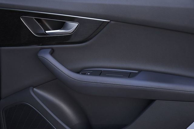 Used 2023 Audi Q7 3.0T Prestige w/ Prestige Package AWD/4WD image 28