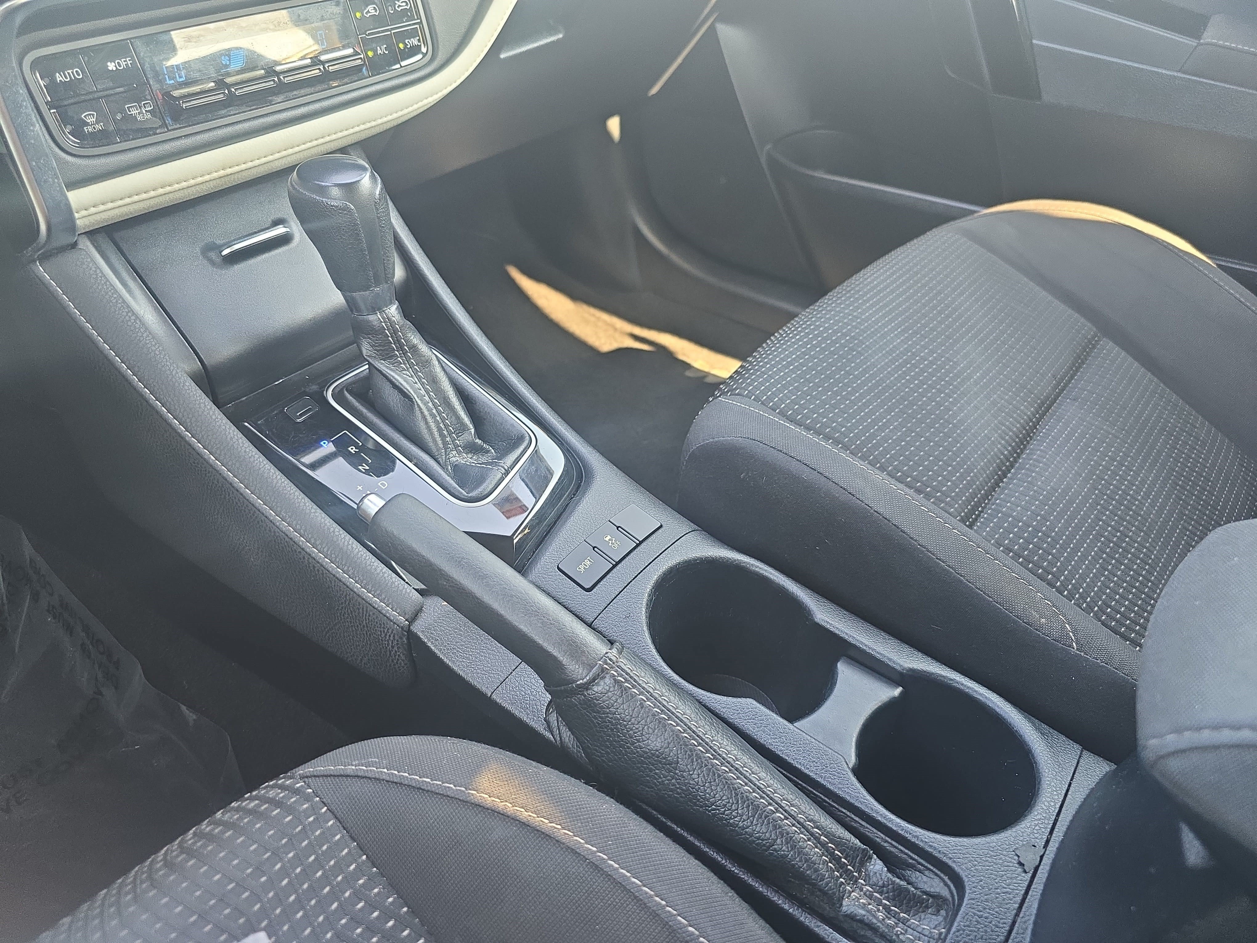 Used 2017 Toyota Corolla iM w/ Carpet Mat Package FWD image 23