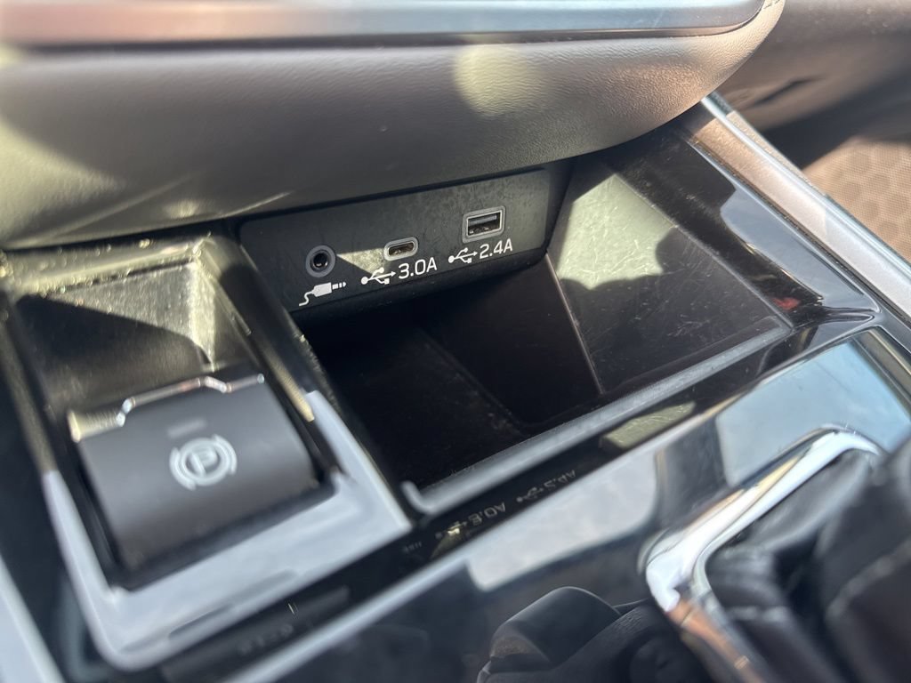 Used 2023 Subaru Outback Onyx Edition AWD/4WD image 48