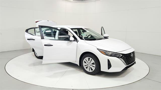 Used 2025 Nissan Sentra S FWD image 29