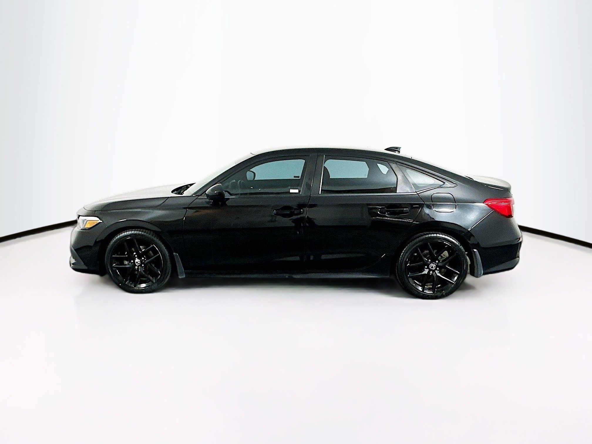 Used 2022 Honda Civic Sport image 4