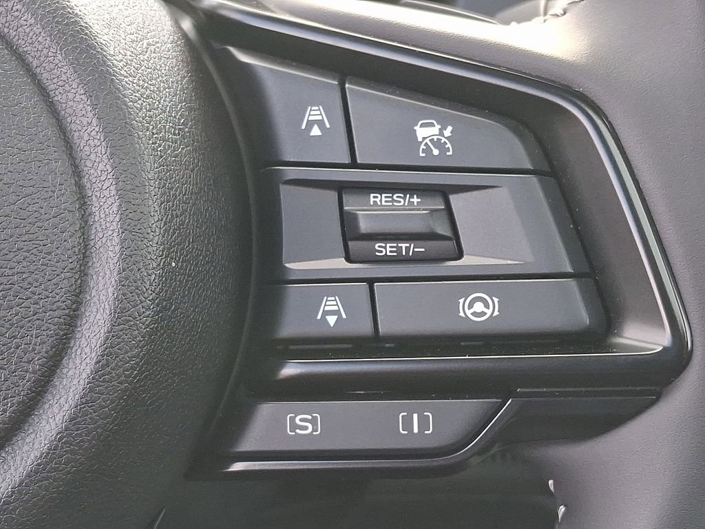 Used 2025 Subaru Forester Premium image 21