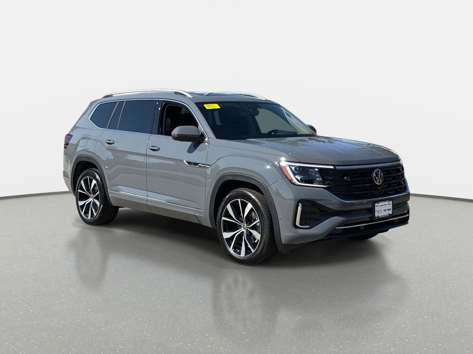 New 2026 Volkswagen Atlas SEL Premium R-Line image 3