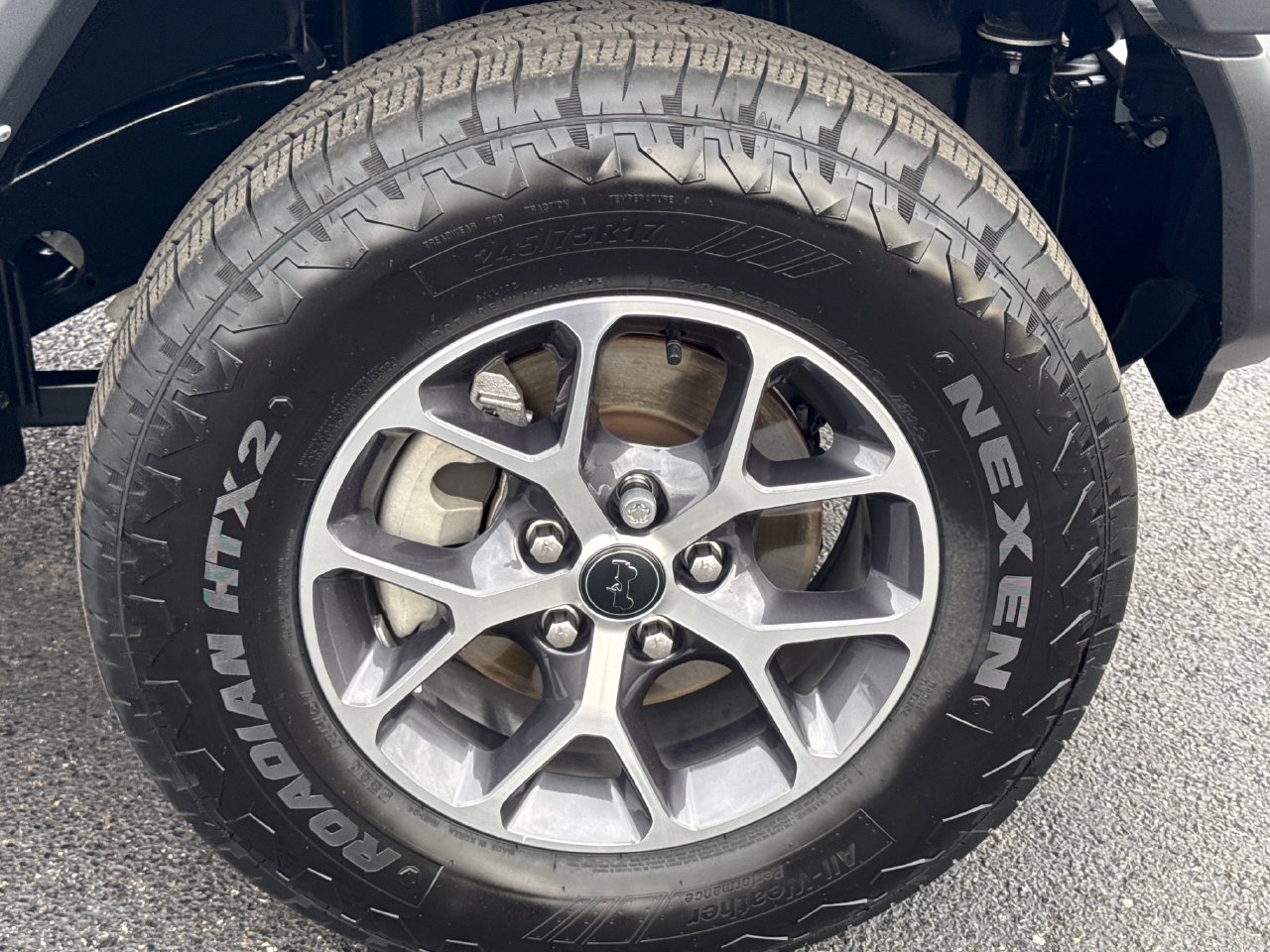 Used 2024 Jeep Wrangler Unlimited Sport AWD/4WD image 9