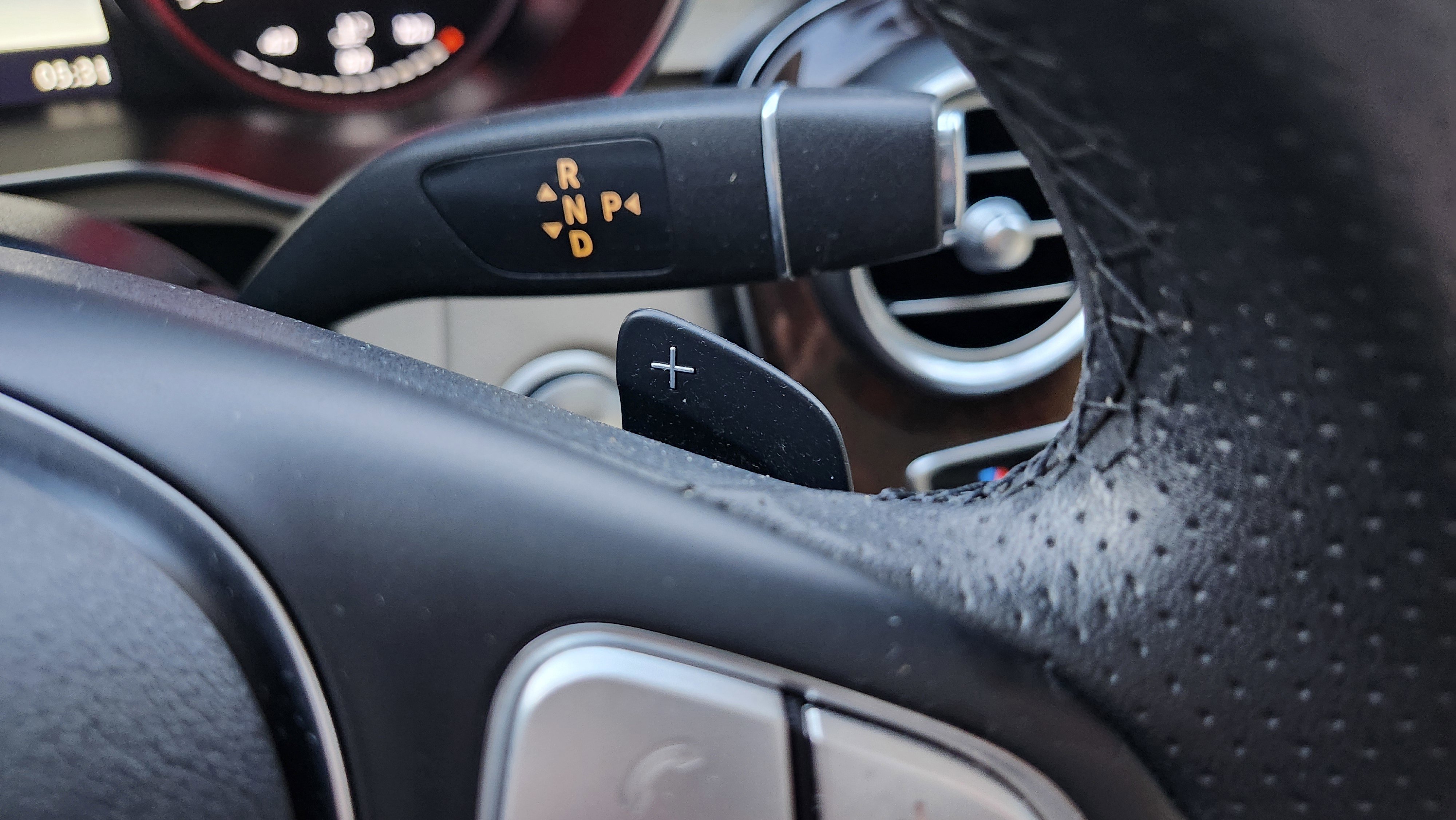 Used 2017 Mercedes-Benz GLC 300 w/ Premium 1 Package image 11