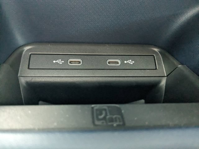 New 2025 Volkswagen ID. Buzz Pro S RWD image 31