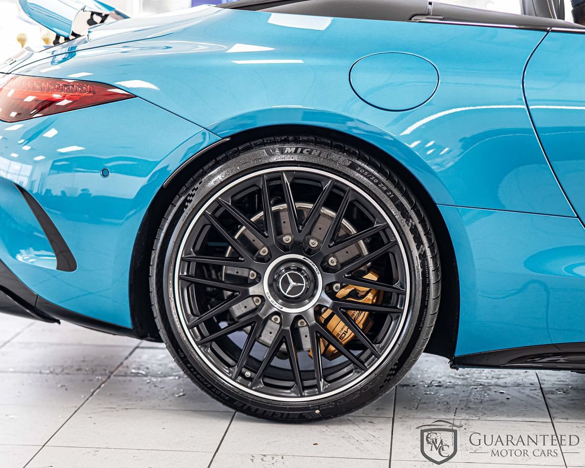 Used 2025 Mercedes-Benz SL 63 AMG 4MATIC image 10