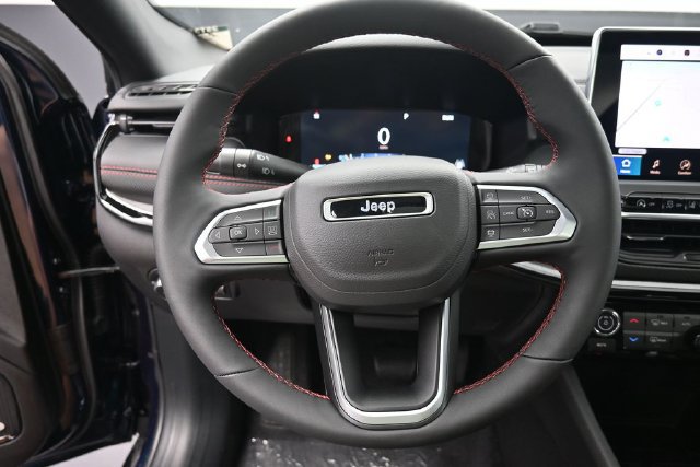 New 2026 Jeep Compass Trailhawk w/ Sun, Sound & Navigation Group AWD/4WD image 19